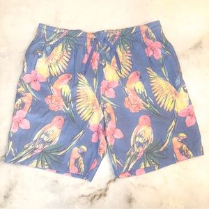 CHUBBIES The Pajaros Classic Swim Trunks Tropical Parrot Print Size L - 7”